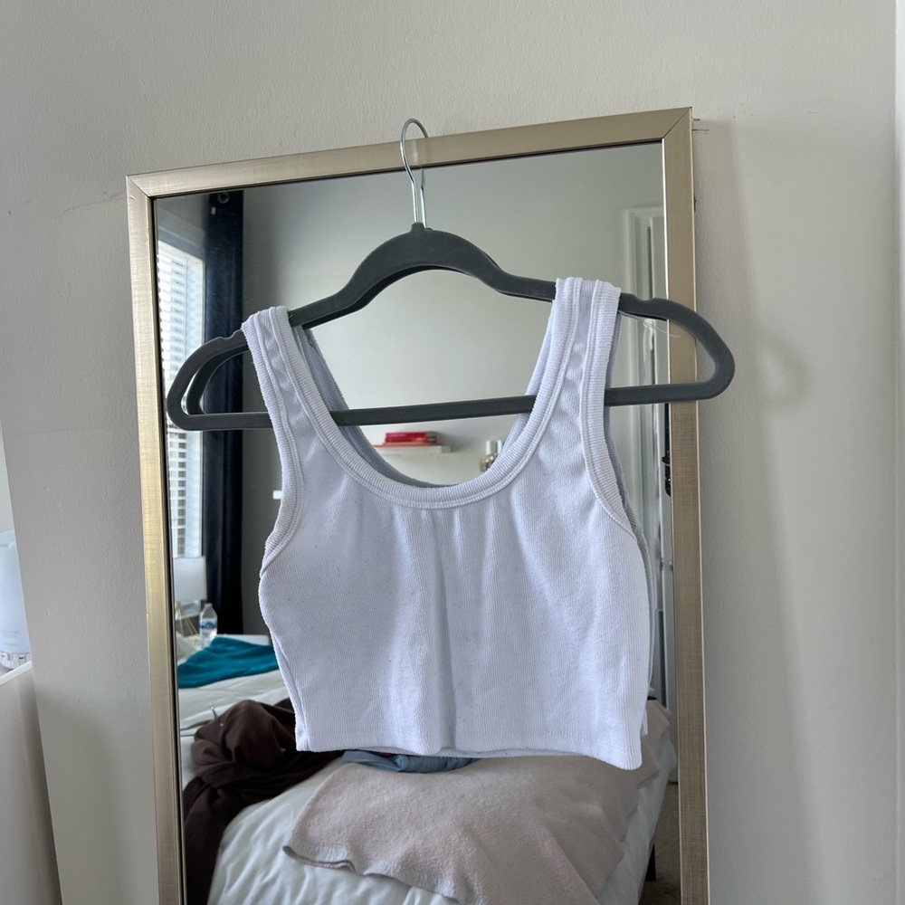 Signature 8 White Crop Tops